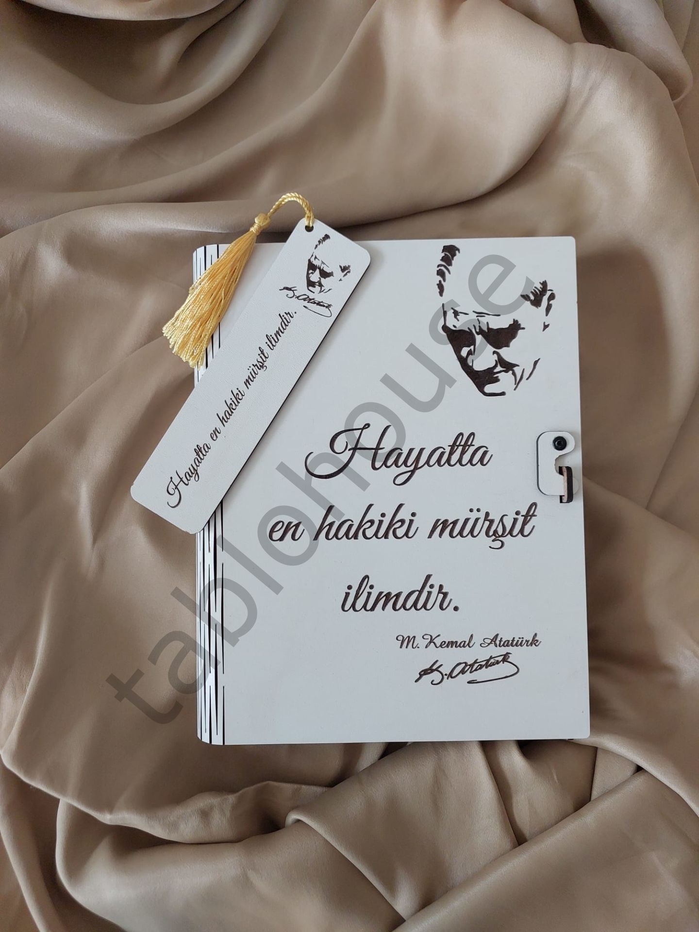 Ahşap  Kitap Kutusu (ayraç hediyeli)