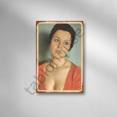 Fatma Girik Retro Ahşap Poster